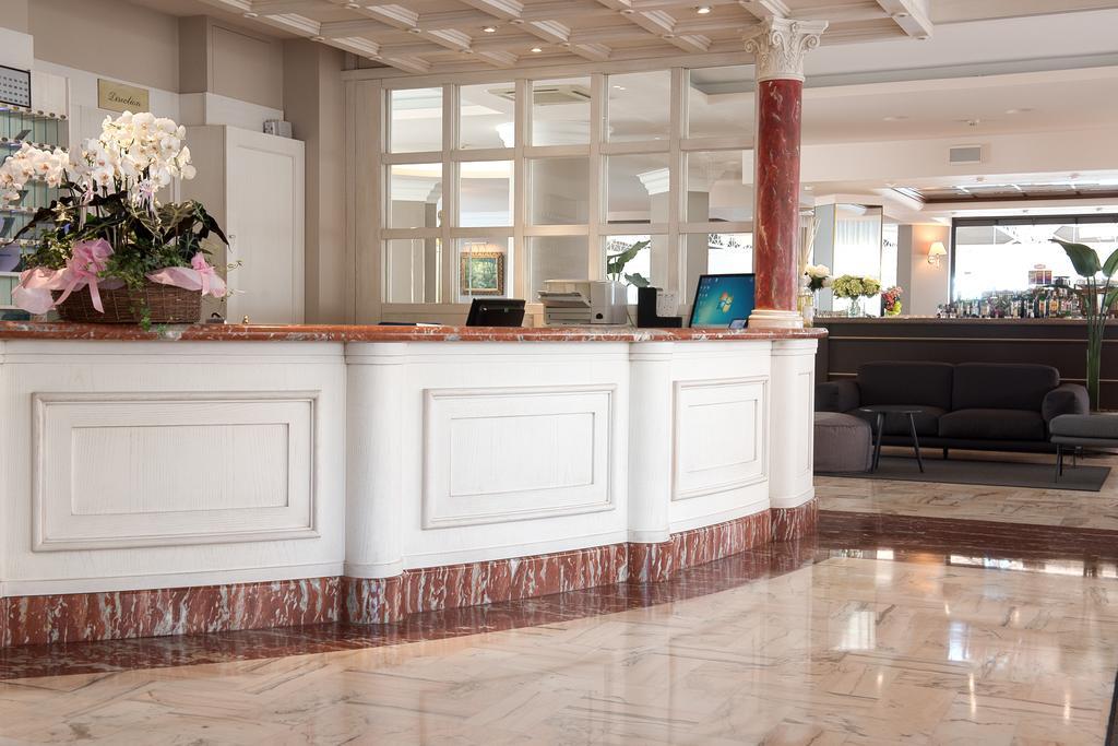 Hotel Cambridge Lido di Jesolo Zewnętrze zdjęcie