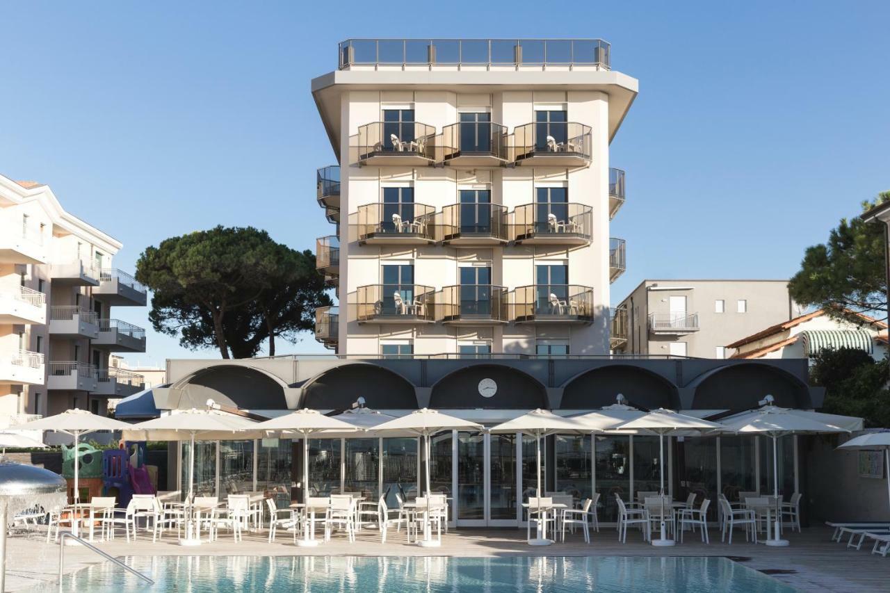 Hotel Cambridge Lido di Jesolo Zewnętrze zdjęcie