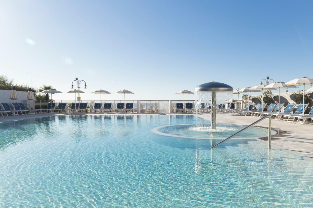 Hotel Cambridge Lido di Jesolo Zewnętrze zdjęcie